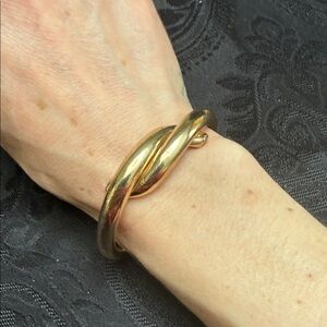 Elegant Gold-Tone Women's Bracelet